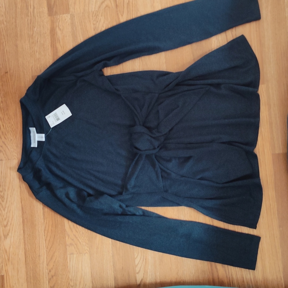 Long sleeve maternity top